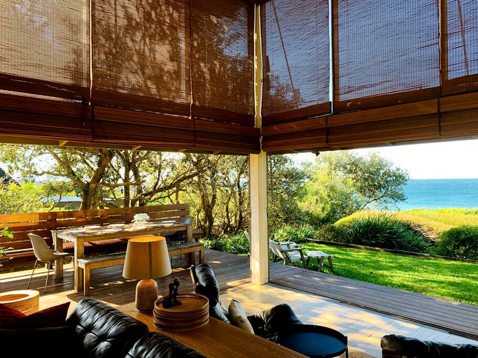 Beach Houses (Australia, Culburra Beach, New South Wales)