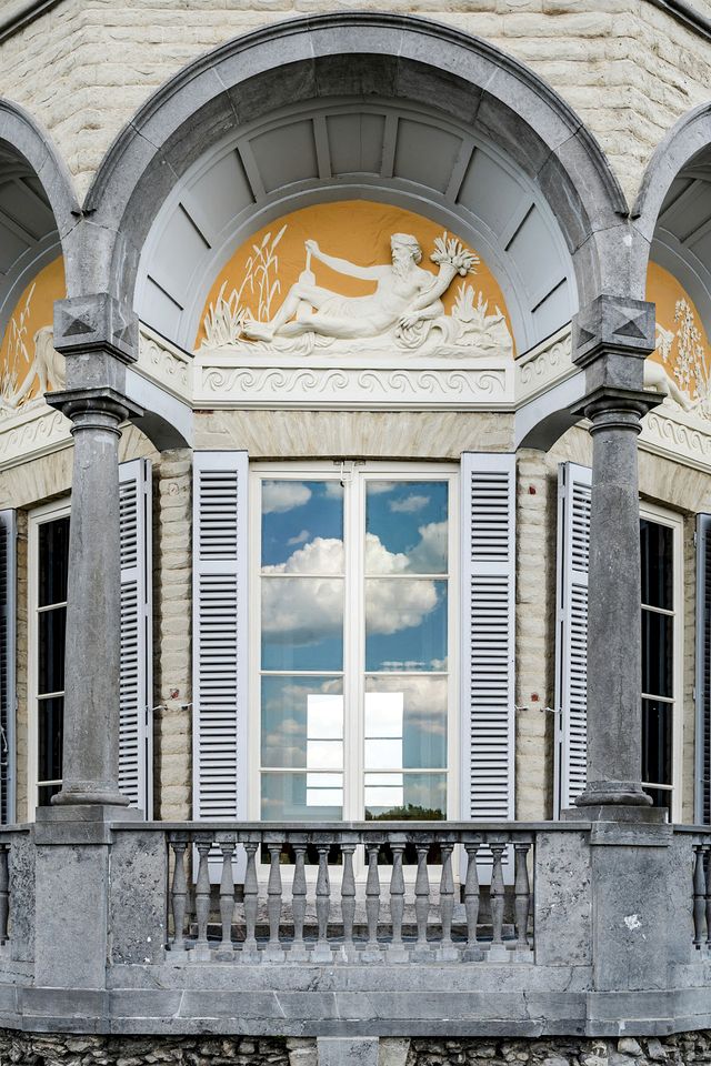 Enchanting Heritage Lodge in Historic Dome Pavilion on the Scheldt River near Bornem, Antwerp