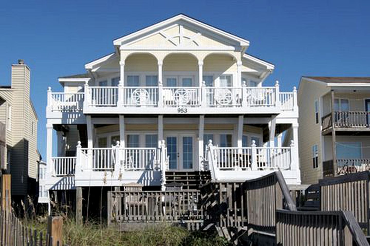 Huge Vacation Rental for Group Vacation near Holden Beach, North Carolina