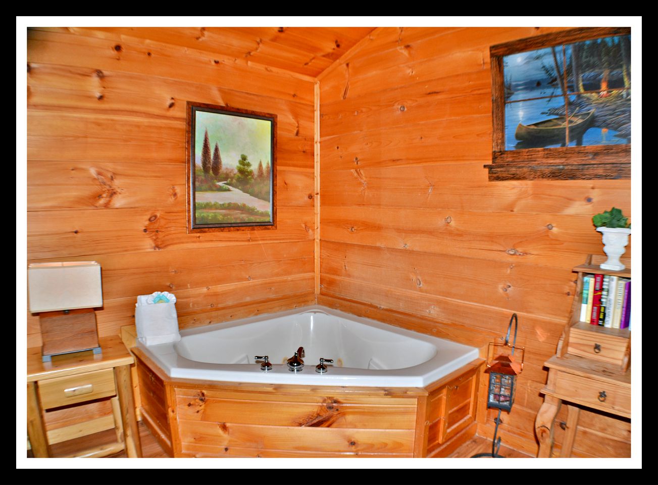 Romantic Cabin Retreat with a Hot Tub near Sevierville, Tennessee