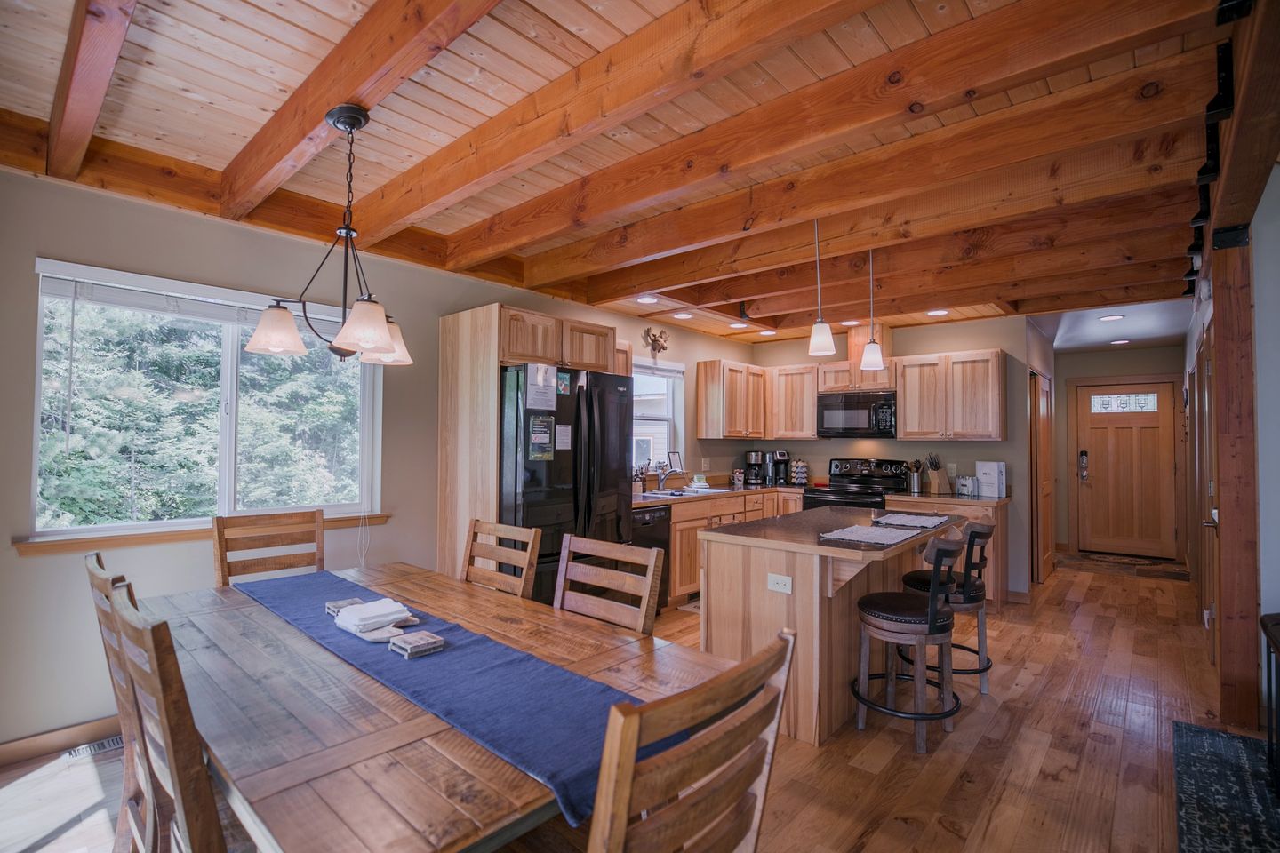 Family Cabin with Beautiful Equipped Garden in Leavenworth, Washington