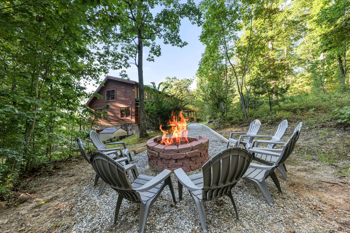 Entire Forest Property for the Family, Nestled in the Blue Ridge Mountains of Georgia