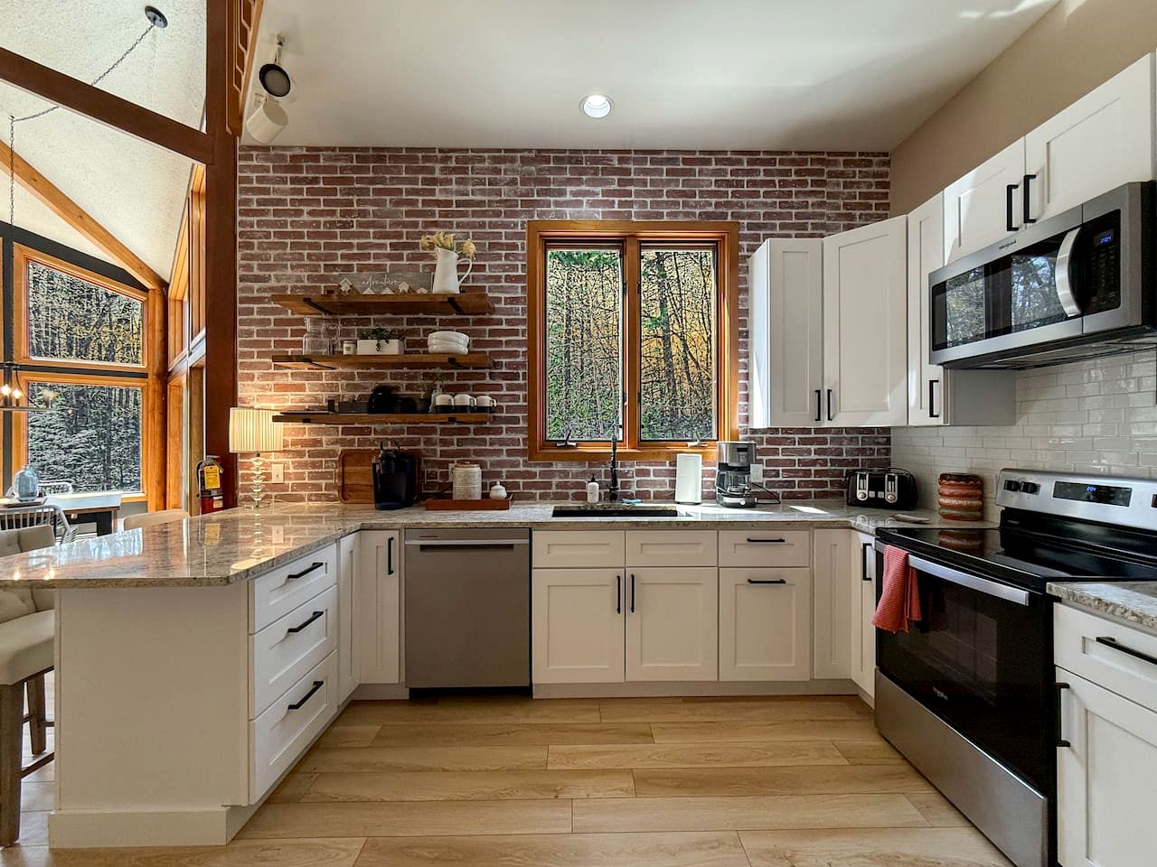 Peaceful Four Bedroom Cabin Retreat in North Conway New Hampshire Near Cranmore Mountain