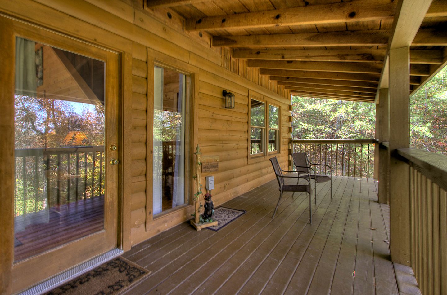 Rustic Smoky Mountain Cabin with Firepit & Game Room near Lake Douglas, Sevierville TN