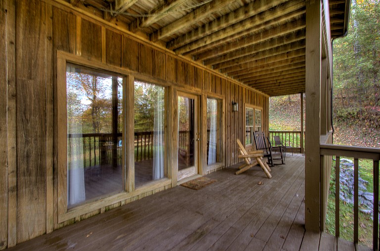 Cabins (United States of America, Pittman Center, Tennessee)