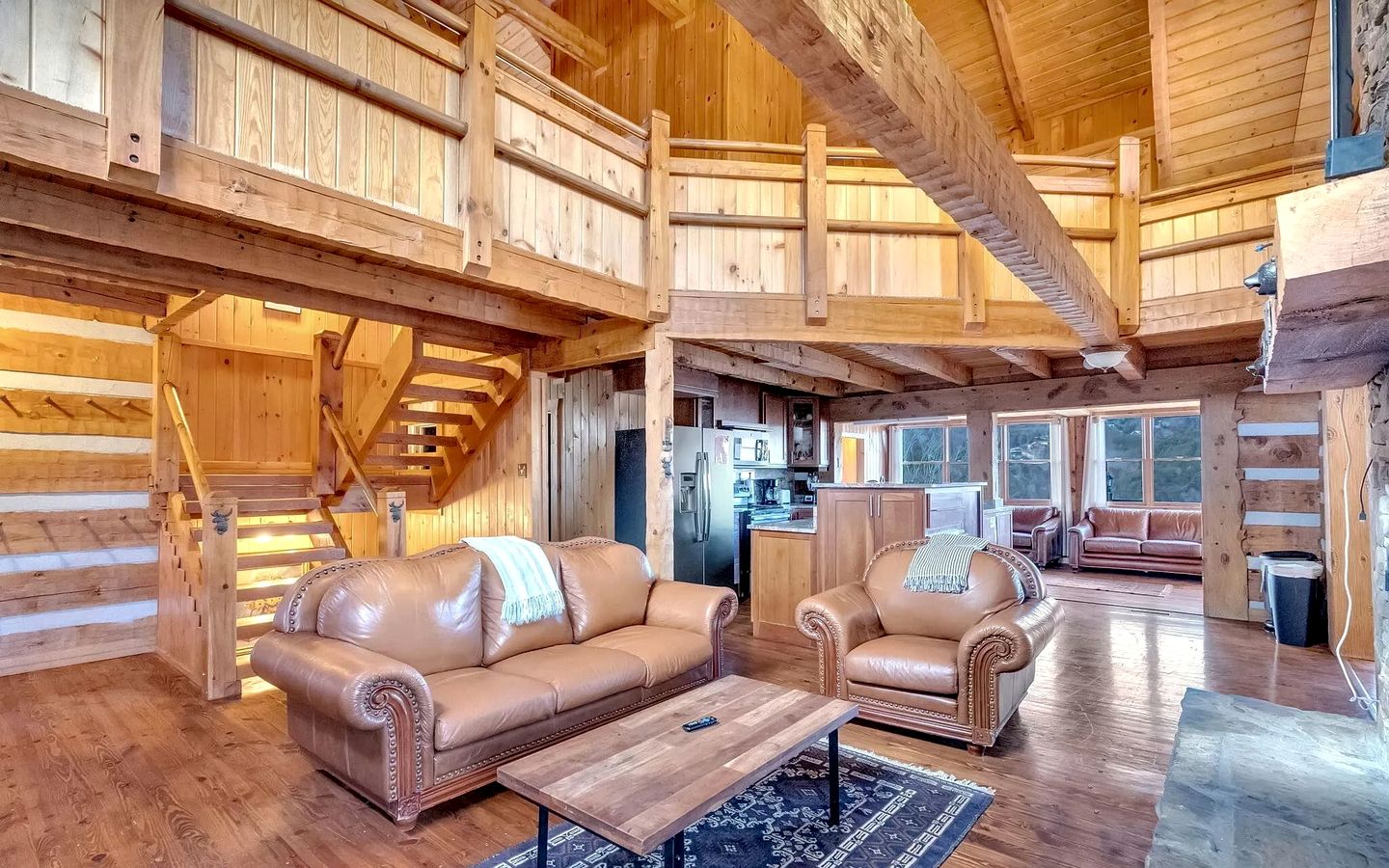Spacious Luxury Log Cabin with Game Room & Panoramic Mountain Views near Pigeon Forge, Tennessee