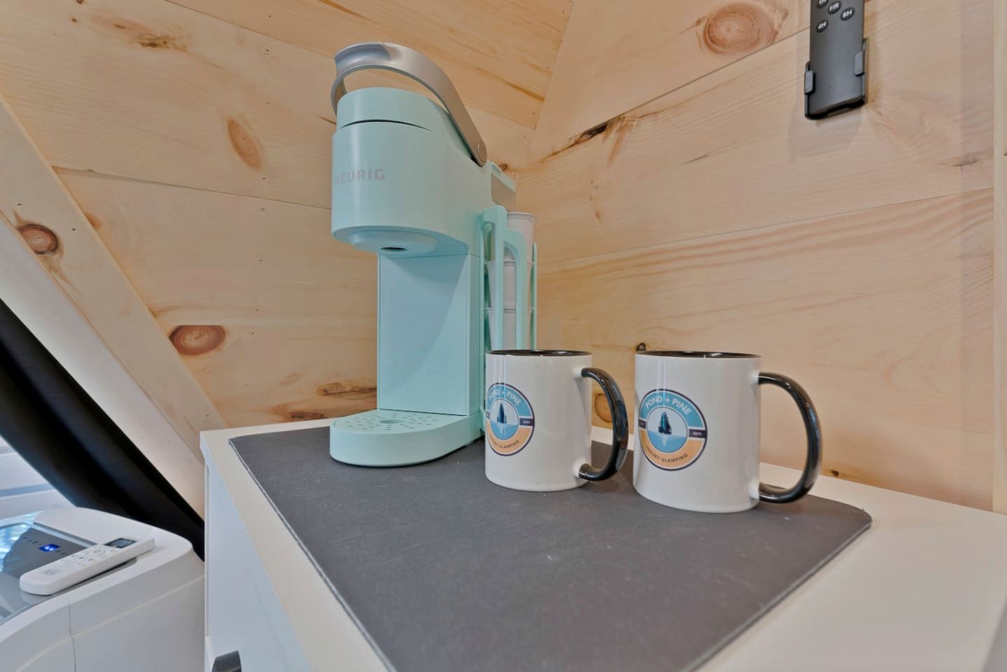 Cozy Romantic A-Frame Escape with Hot Tub in Oxford, Maine
