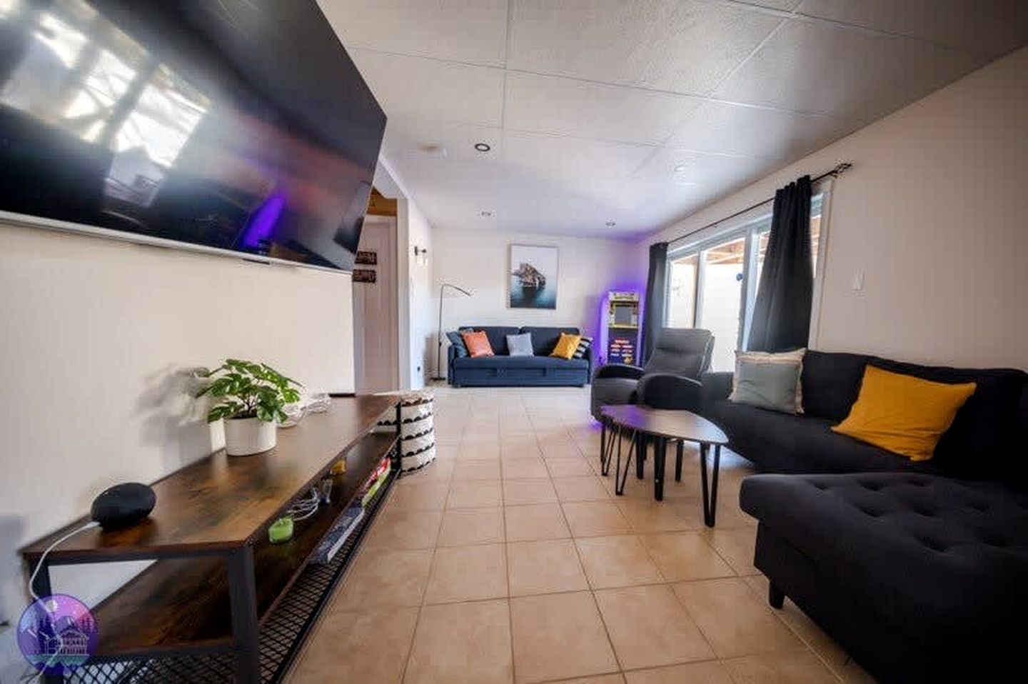 Peaceful Cabin with Hot-Tub and Fire Pit Perfect for Winter Sports in Saint Come, Quebec