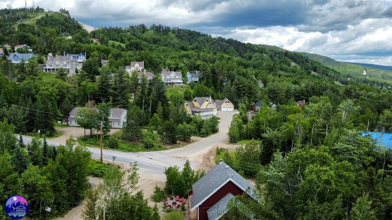 Cabins (Canada, Saint Come, Quebec)
