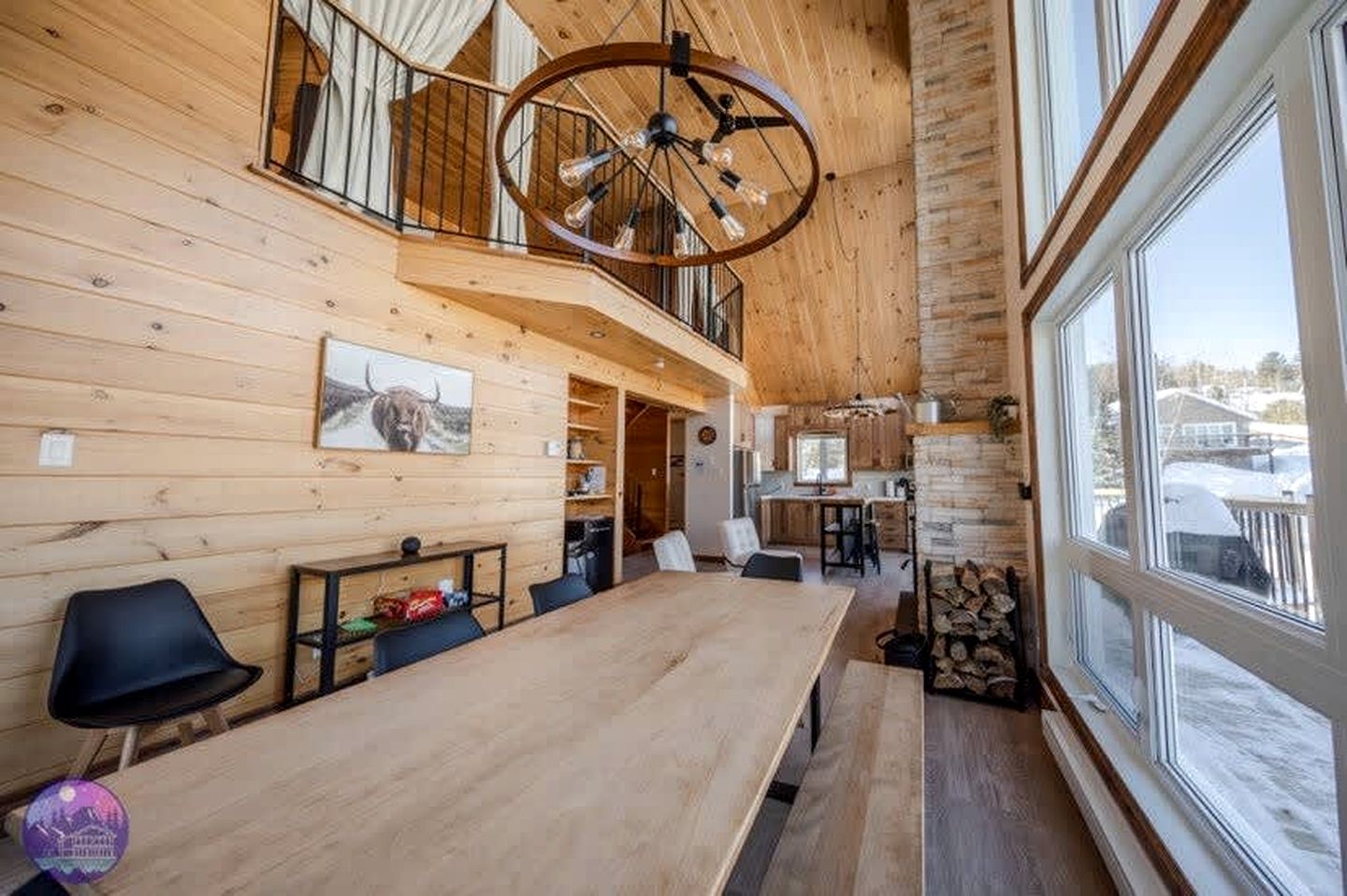 Peaceful Cabin with Hot-Tub and Fire Pit Perfect for Winter Sports in Saint Come, Quebec