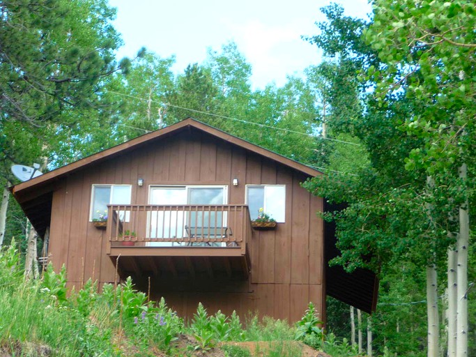 Cabin Rental Lake Isabel, Colorado Glamping Hub
