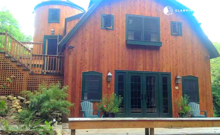 Barns (Redding, Connecticut, United States)