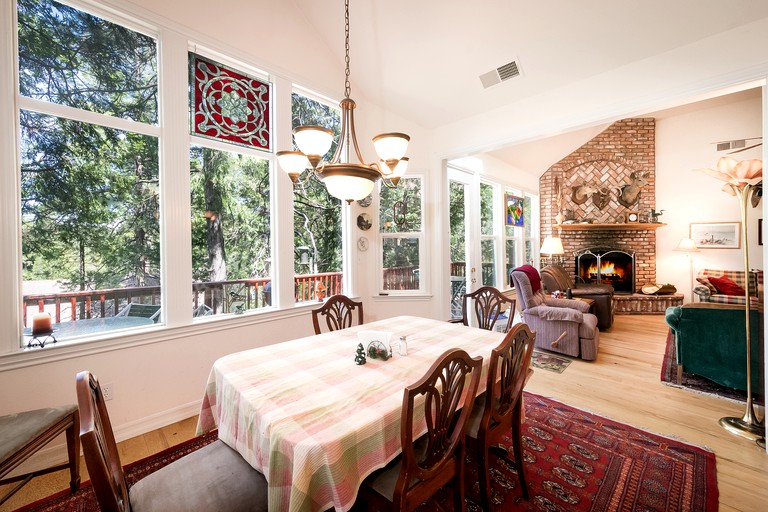 RedAwning Annandale V067 Lake Arrowhead, CA, Cabins, Lake