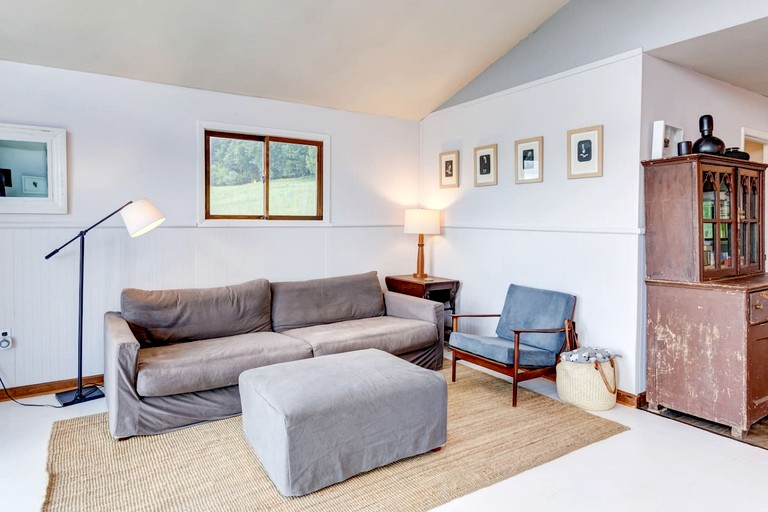 Cabins (United States of America, Hamden, New York)
