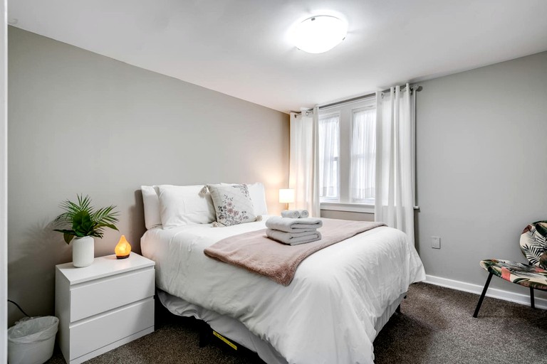 Cottages (Canada, Leamington, Ontario)