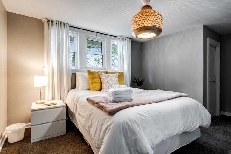 Cottages (Canada, Leamington, Ontario)