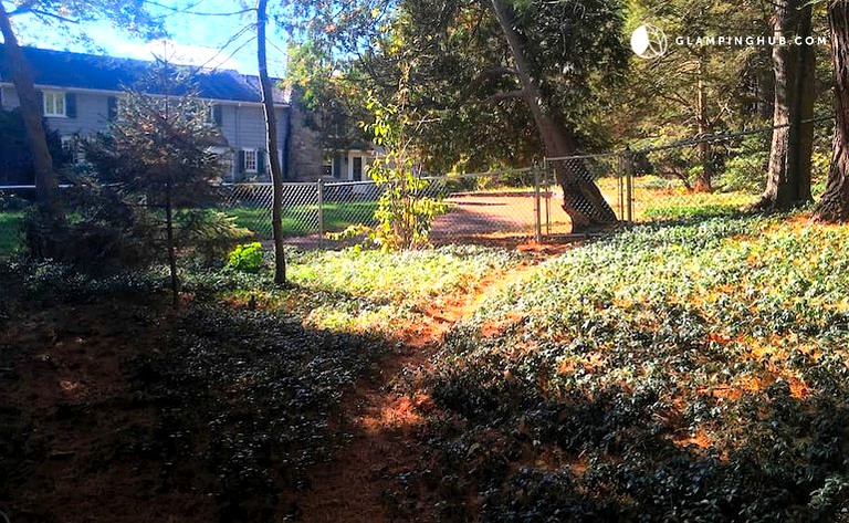 Cottages (Watertown, Connecticut, United States)