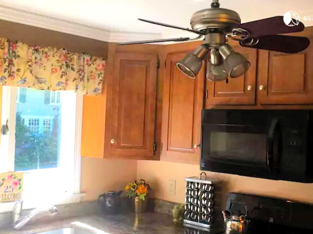 Peaceful and Pet-Friendly Cottage Rental on Picturesque Country Estate near Black Rock State Park, Connecticut