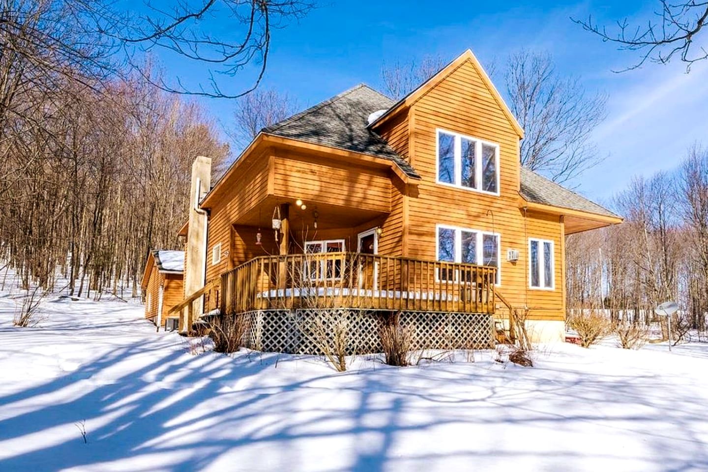 Peaceful Country Retreat with Private Trails, Sauna & Stargazing in Bloomville, New York