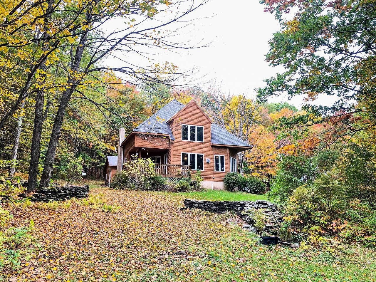 Peaceful Country Retreat with Private Trails, Sauna & Stargazing in Bloomville, New York