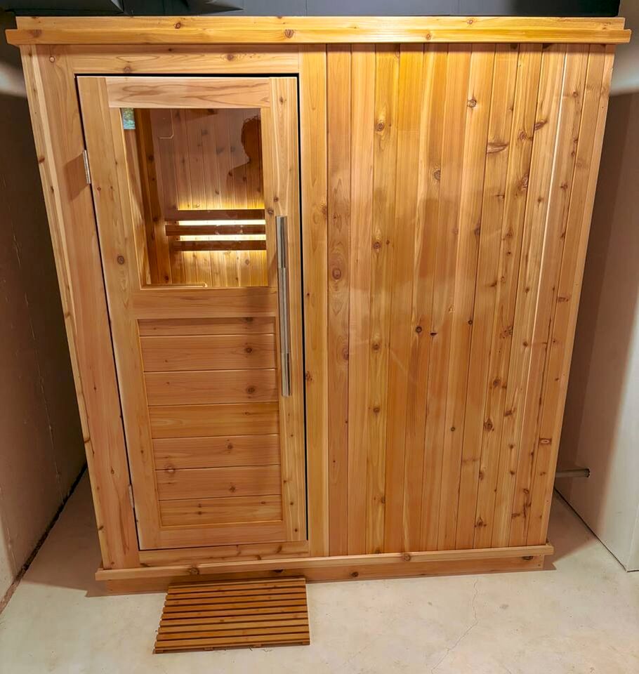 Peaceful Country Retreat with Private Trails, Sauna & Stargazing in Bloomville, New York