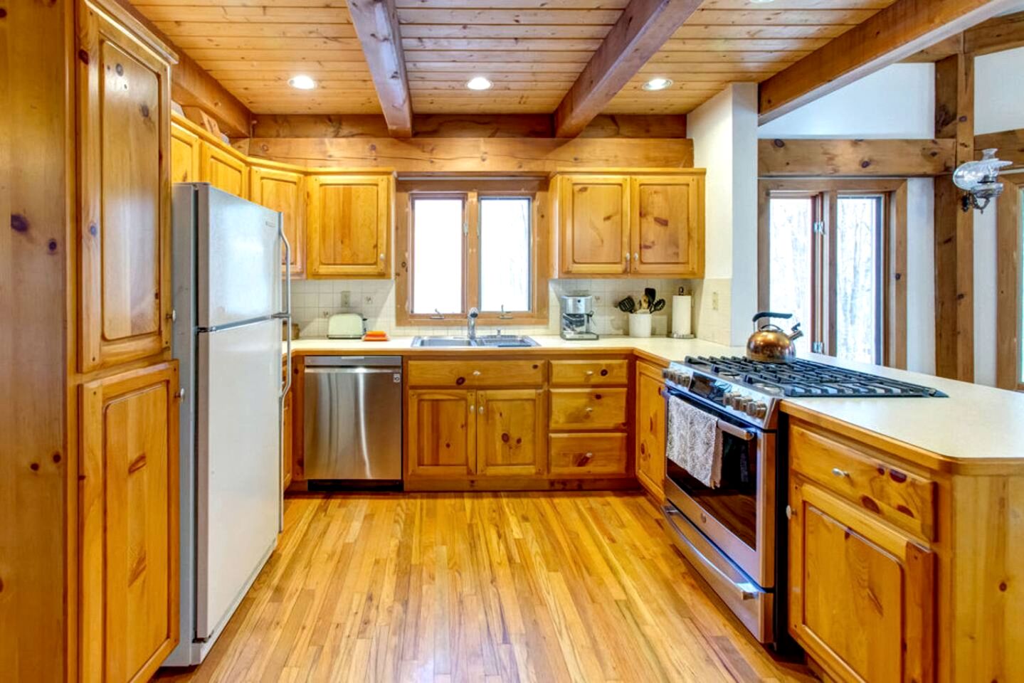 Peaceful Country Retreat with Private Trails, Sauna & Stargazing in Bloomville, New York