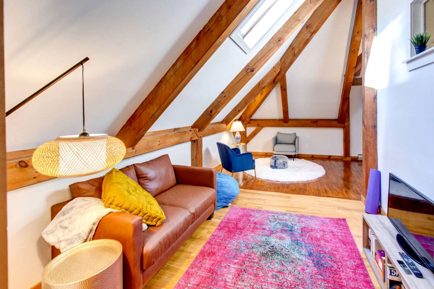 Peaceful Country Retreat with Private Trails, Sauna & Stargazing in Bloomville, New York