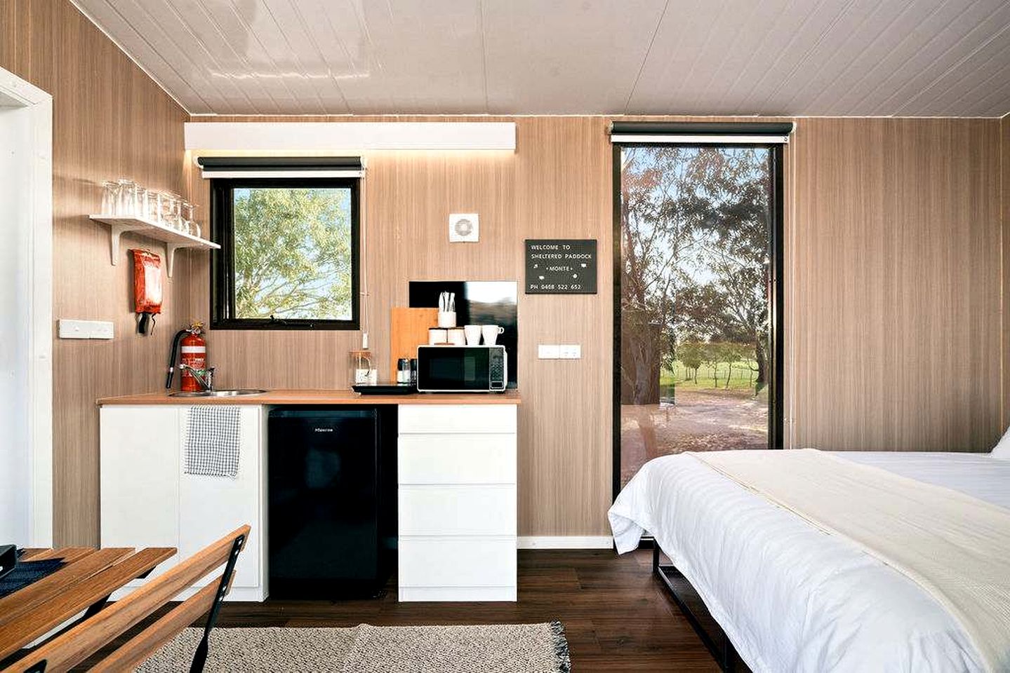 Peaceful Farm Stay Tiny House with Vineyard Views near Avoca, Warrenmang Victoria