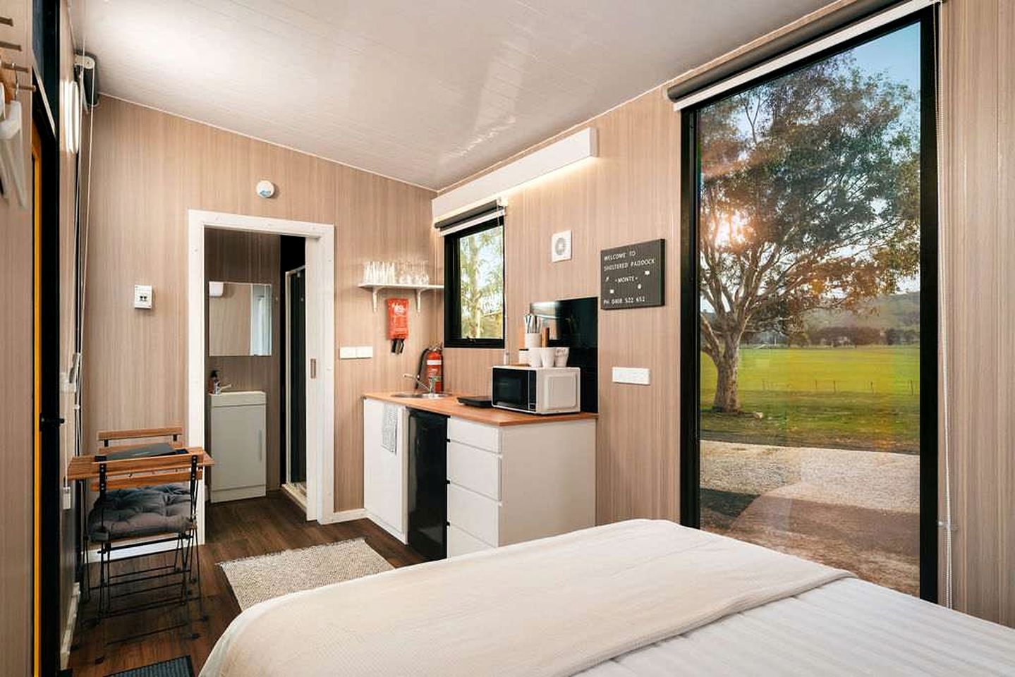 Peaceful Farm Stay Tiny House with Vineyard Views near Avoca, Warrenmang Victoria