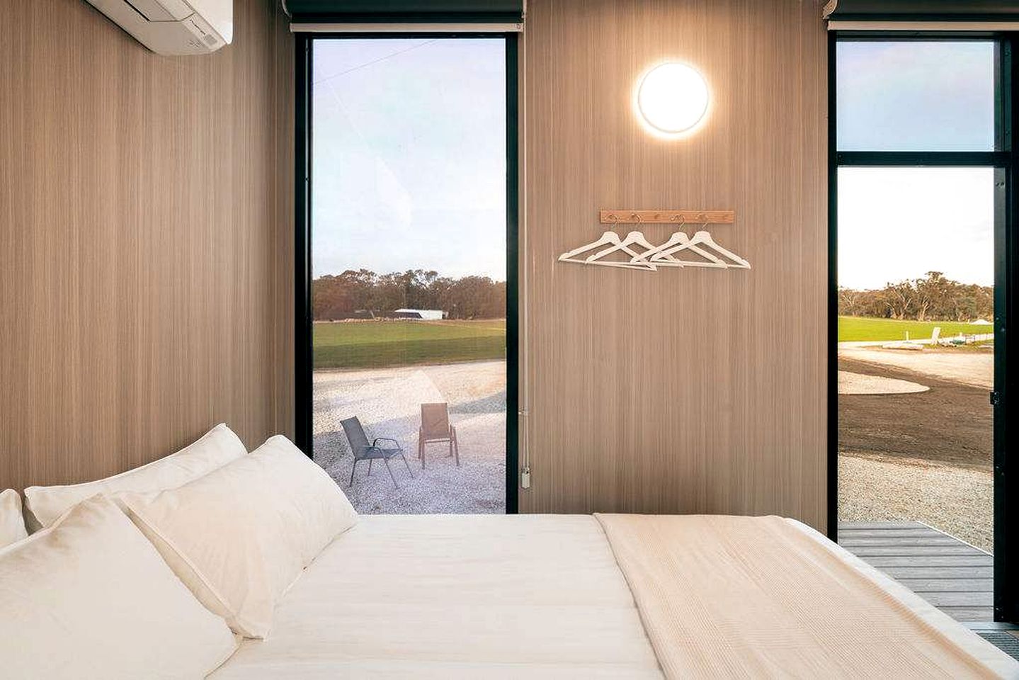 Peaceful Farm Stay Tiny House with Vineyard Views near Avoca, Warrenmang Victoria