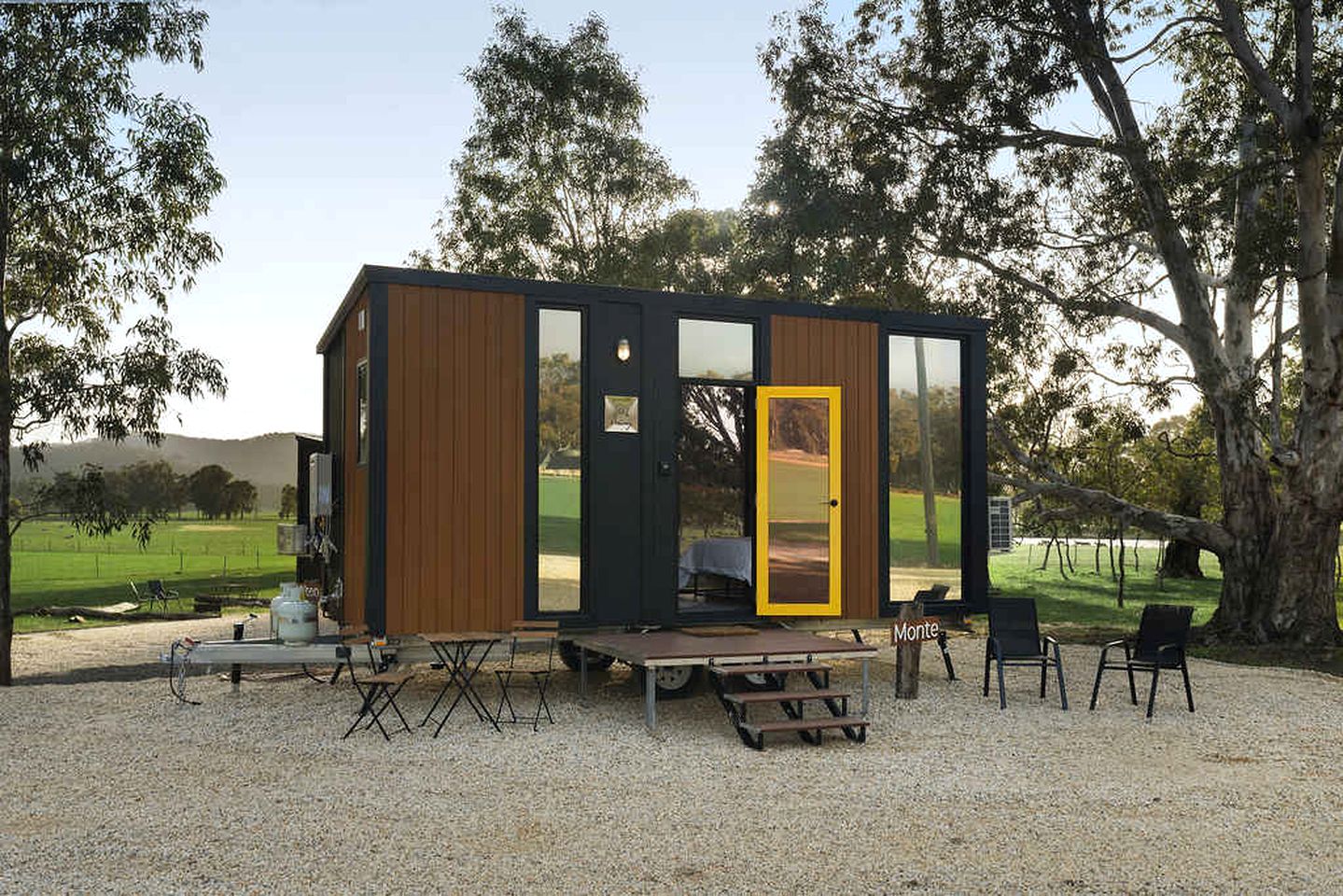 Peaceful Farm Stay Tiny House with Vineyard Views near Avoca, Warrenmang Victoria