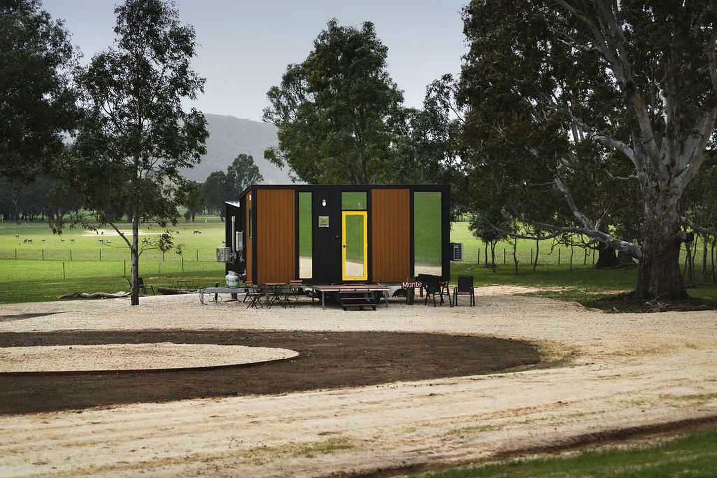 Peaceful Farm Stay Tiny House with Vineyard Views near Avoca, Warrenmang Victoria