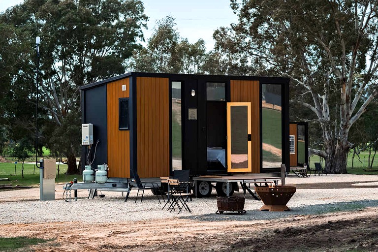 Tiny Houses (Australia, Warrenmang, Victoria)