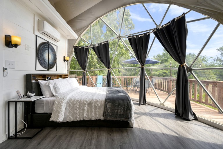Domes (United States of America, Broken Bow, Oklahoma)