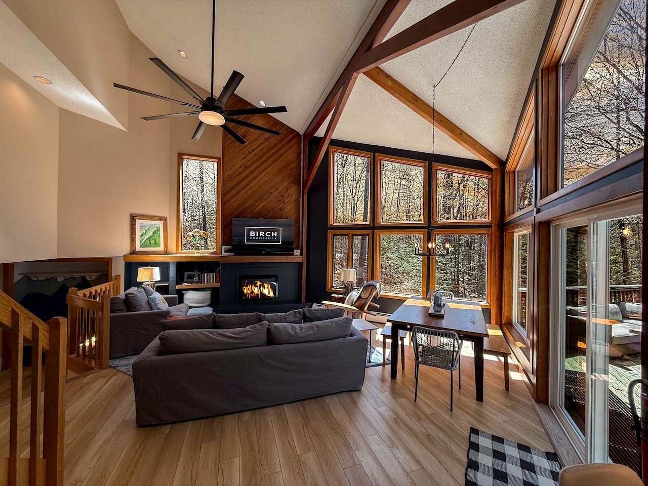 Peaceful Four Bedroom Cabin Retreat in North Conway New Hampshire Near Cranmore Mountain
