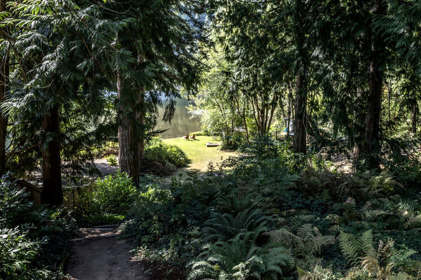Peaceful Lakefront Retreat with Sauna Near Bellingham & Mount Vernon in Sedro-Woolley, Washington