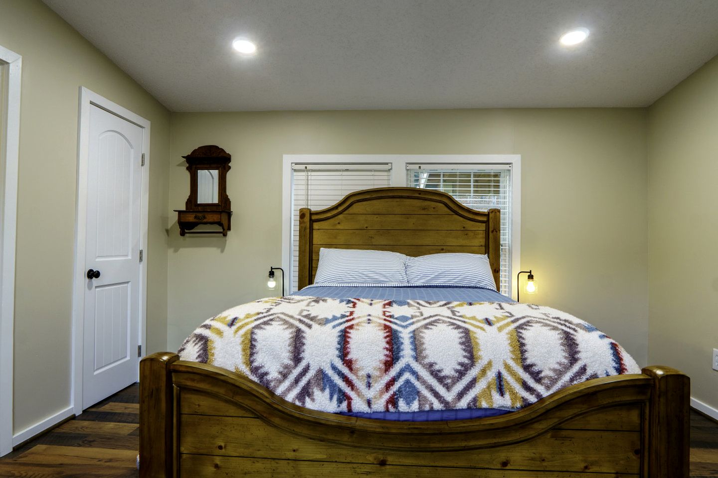 Peaceful Mountain Cabin with Hot Tub & Fiber WiFi Near Pisgah National Forest | Balsam Grove, North Carolina