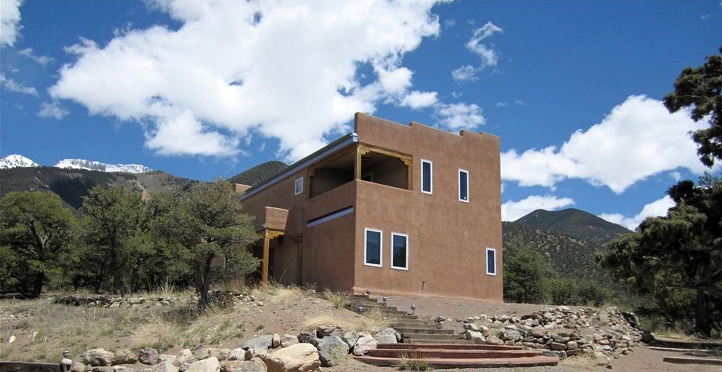 Mountain Cottage in Crestone, Colorado