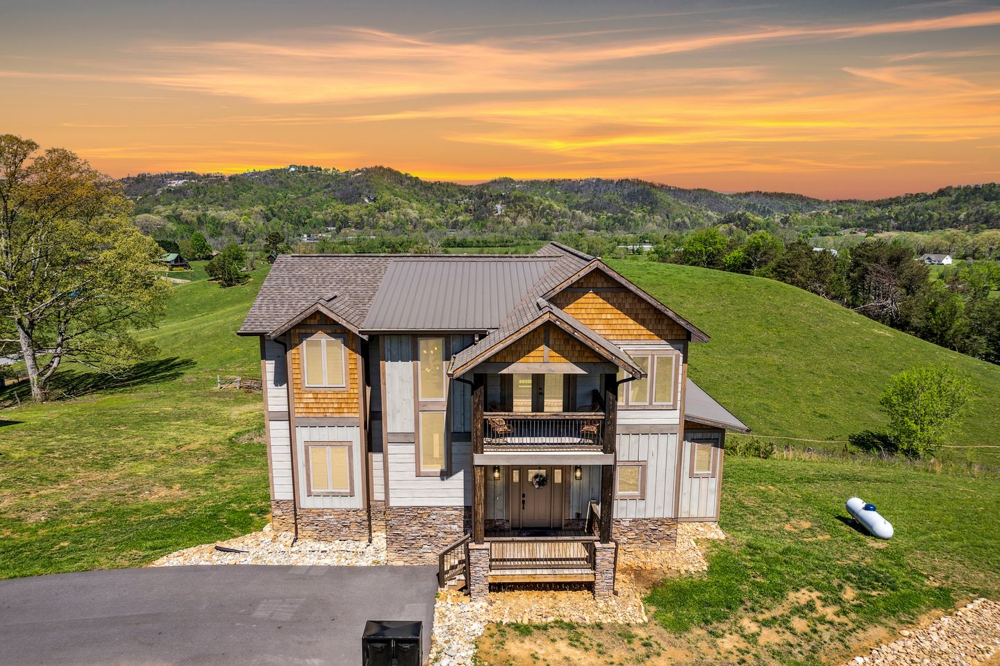 Impressive Three Level Cabin with Game and Theater Room and Countryside Views in Tennessee