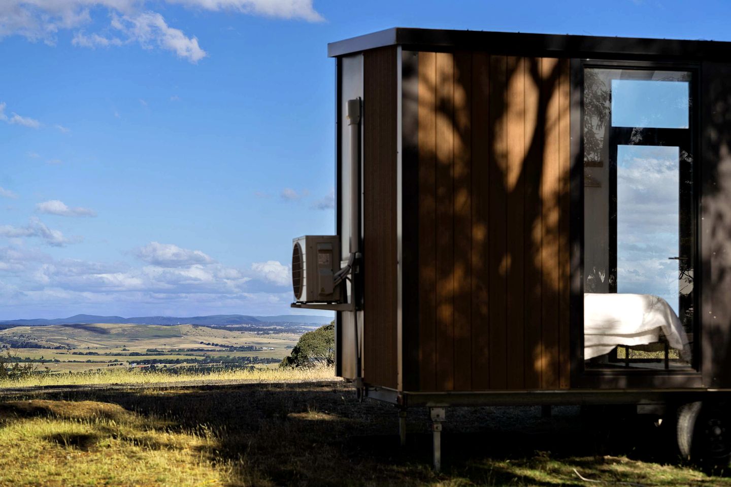 Peaceful Pet-Friendly Tiny House Surrounded by Natural Beauty for a Relaxing Getaway in Pomeroy, New South Wales