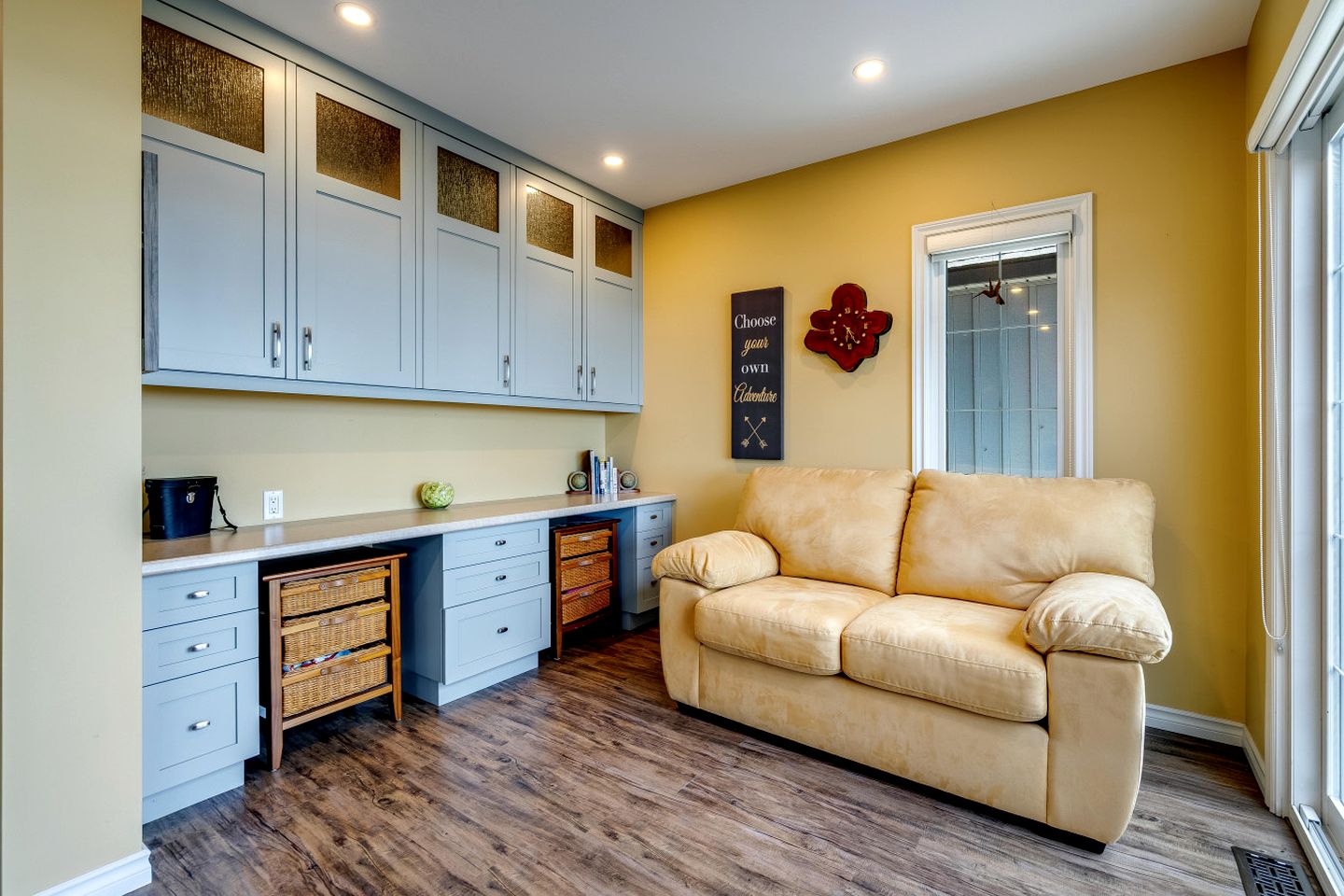 Lakeside Vacation Rental on Lake Erie for a Unique Escape in Leamington, Ontario