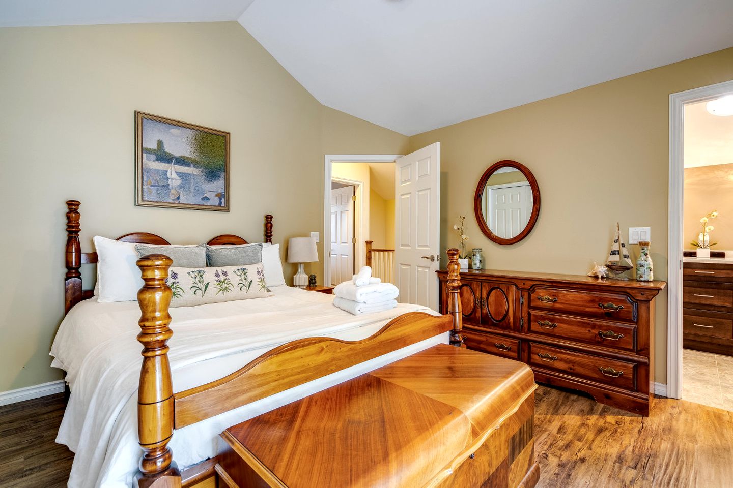 Lakeside Vacation Rental on Lake Erie for a Unique Escape in Leamington, Ontario