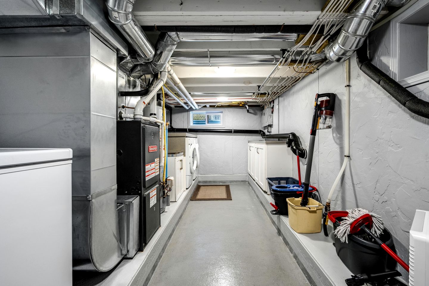 Lakeside Vacation Rental on Lake Erie for a Unique Escape in Leamington, Ontario