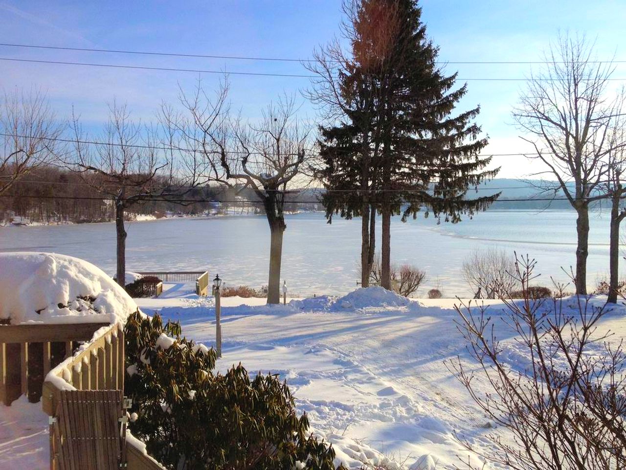 Peaceful Private Cabin on Crystal Lake near Elk Mountain, Pennsylvania