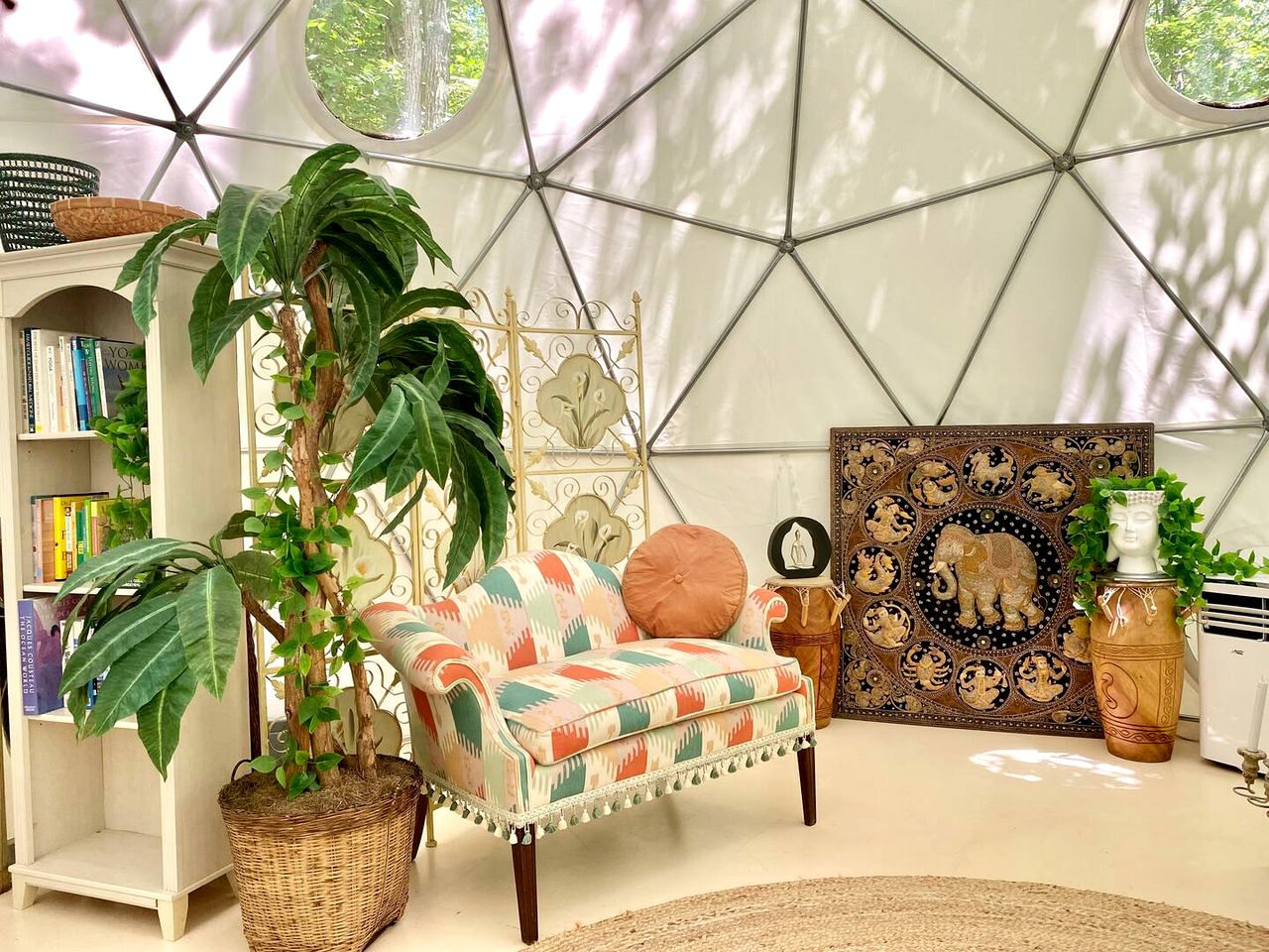 Sublime Geodesic Dome Haven near Lake Oconee in Georgia