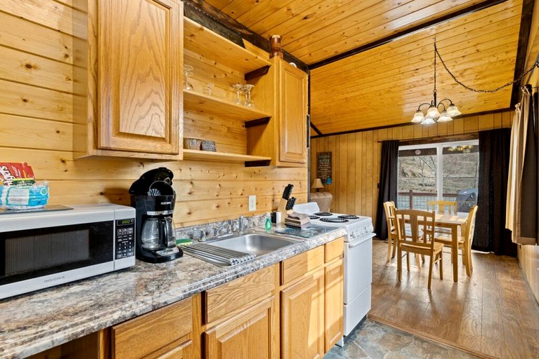 Cabins (United States of America, Sylva, North Carolina)