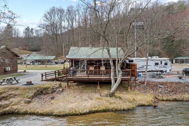 Cabins (United States of America, Sylva, North Carolina)