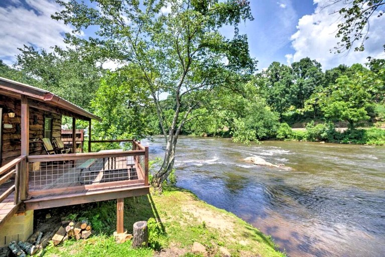 Cabins (United States of America, Sylva, North Carolina)