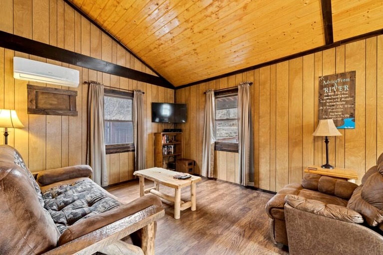 Cabins (United States of America, Sylva, North Carolina)