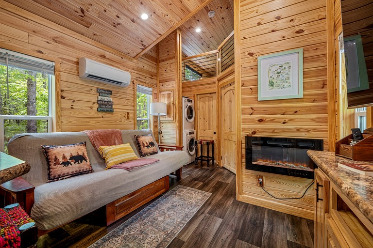 Cabins (United States of America, Mentone, Alabama)